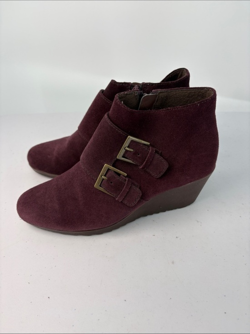 🐾 Munro Burgundy Suede Wedge Ankle Booties with Double Buckles. Style Drew.